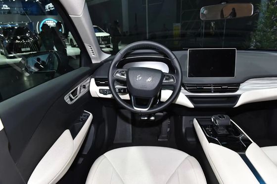 Dầu xăng hoặc nhiên liệu điện 2024 Hongqi Eqm5 Xe màu đen Hạt hiệu quả ghế