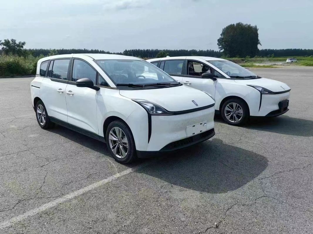 2023 Xe hơi FAW Pentium Nat trắng đa mục đích xe xăng hoặc điện
