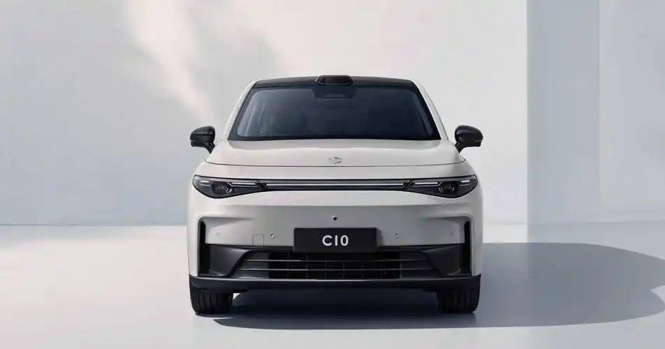 Crossover Leapmotor C10 Gray 530 Comfort Edition SUV gia đình điện